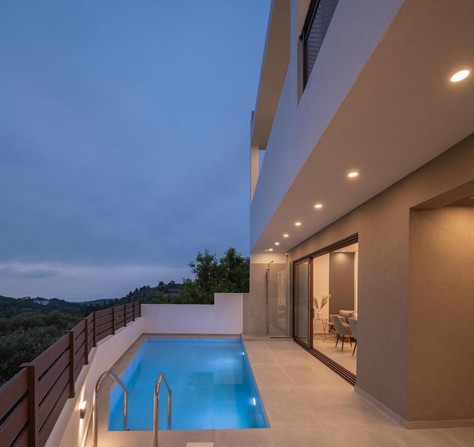 O-Cyanea Villa With Heated Pool Kournas Exterior photo